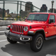 Illustration for article titled Jeep Gladiator Buyers Spend About $1,000 On Accessories